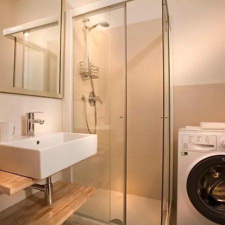 Apartman Bijoux *