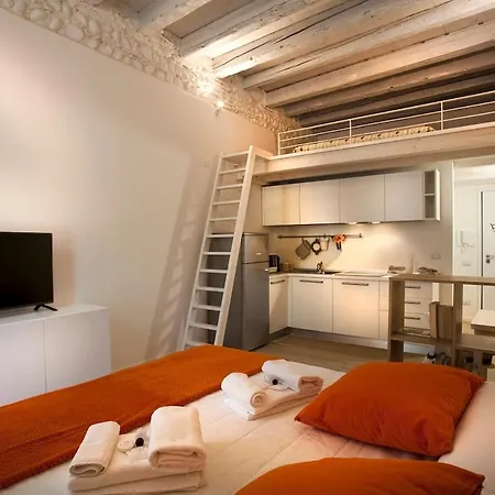 Bijoux Apartment