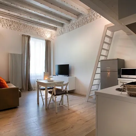 Apartment Bijoux Verona